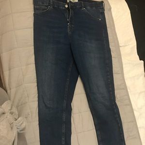 Topshop Jamie Jeans size size 34 fits like a 31